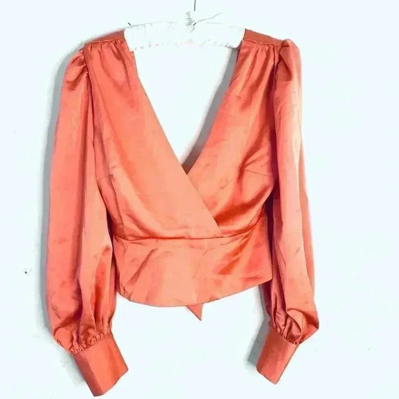 NWT Lulu’s Reserve a Table Rusty Rose Satin Tie-Back Long Sleeve Top Size Small - Picture 3 of 5